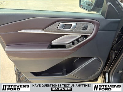 2025 Ford Explorer Platinum