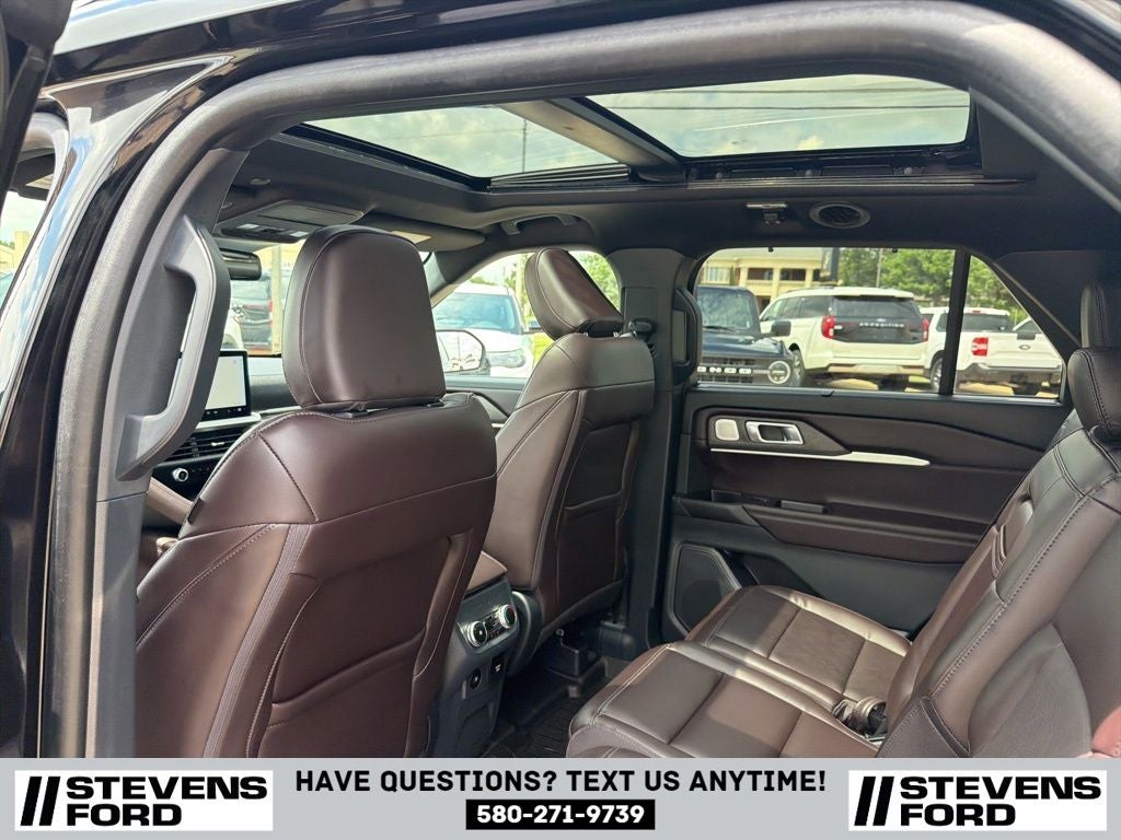 2025 Ford Explorer Platinum