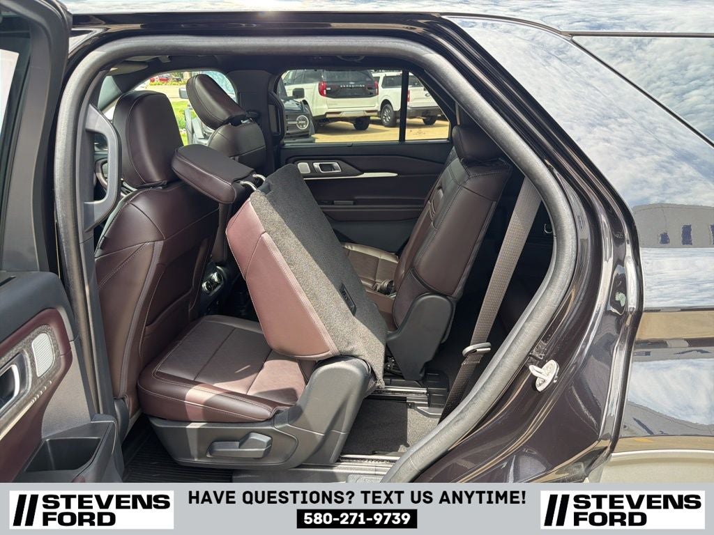 2025 Ford Explorer Platinum