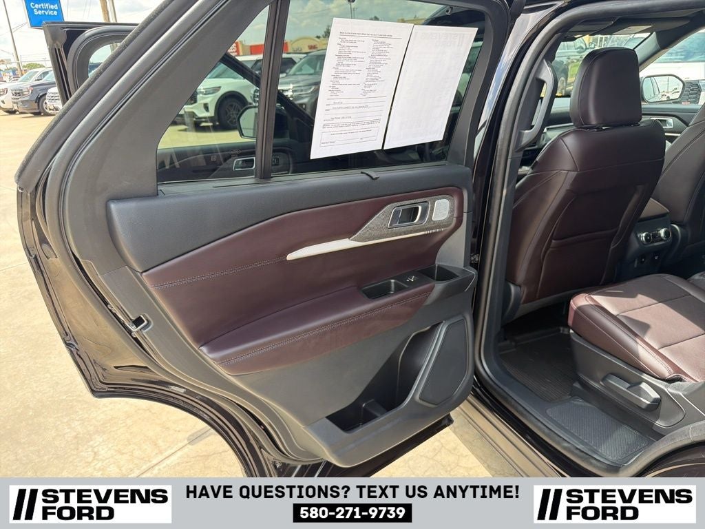 2025 Ford Explorer Platinum