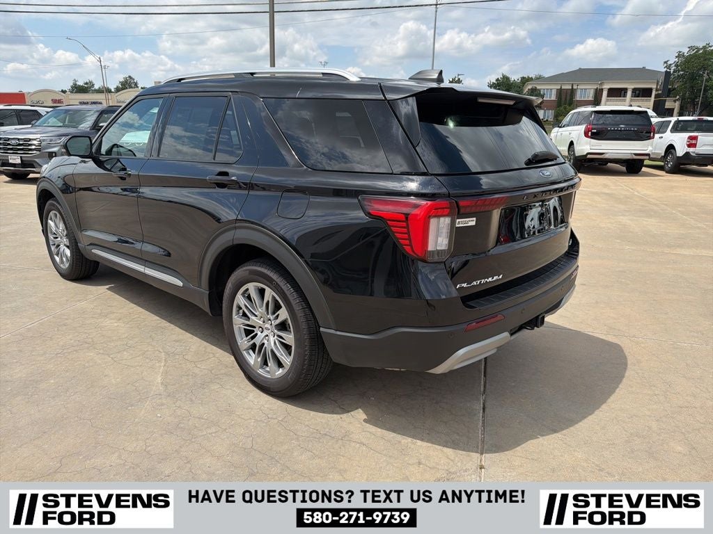 2025 Ford Explorer Platinum