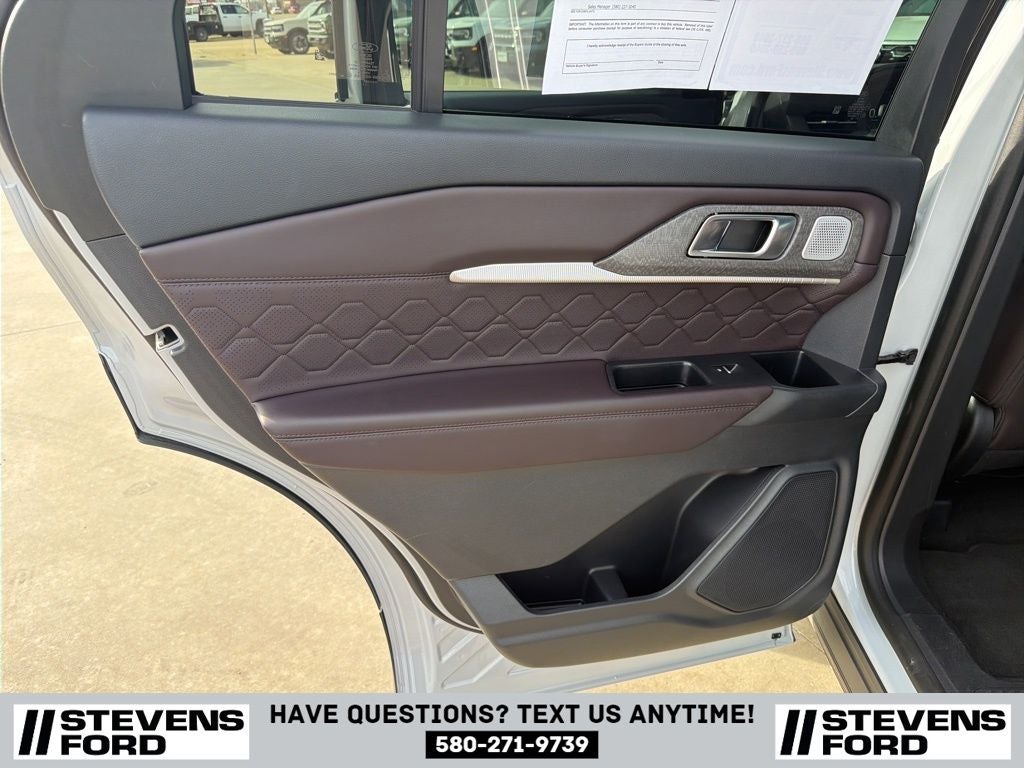 2025 Ford Explorer Platinum