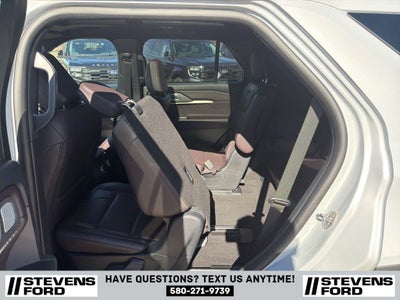 2025 Ford Explorer Platinum