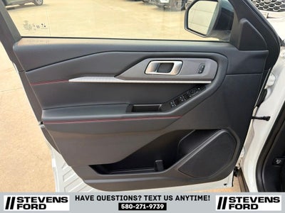 2025 Ford Explorer ST-Line