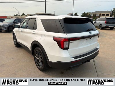 2025 Ford Explorer ST-Line