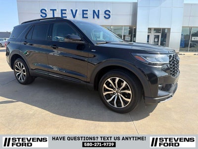 2025 Ford Explorer ST-Line