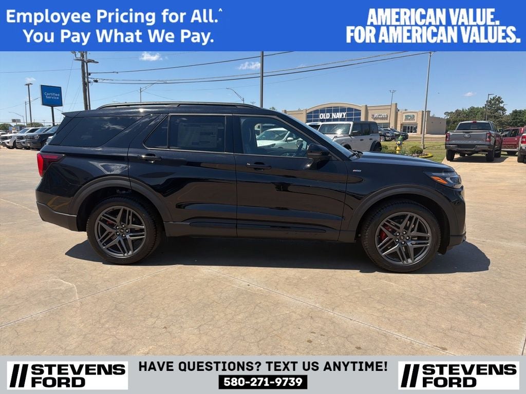 2026 Ford Explorer ST-Line
