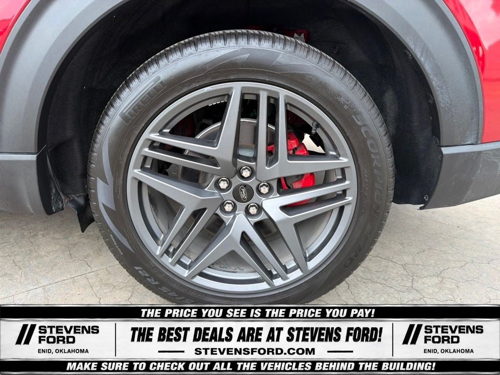 2025 Ford Explorer ST
