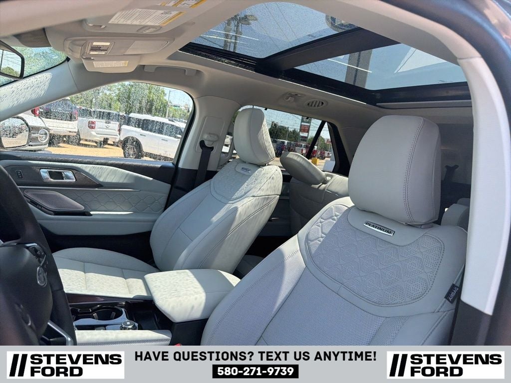 2025 Ford Explorer Platinum