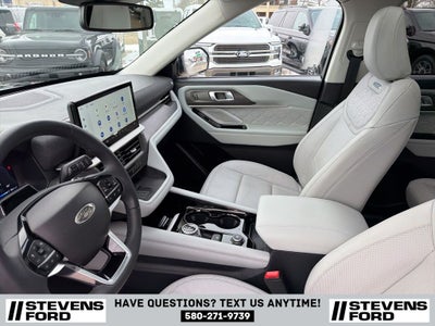 2025 Ford Explorer Platinum