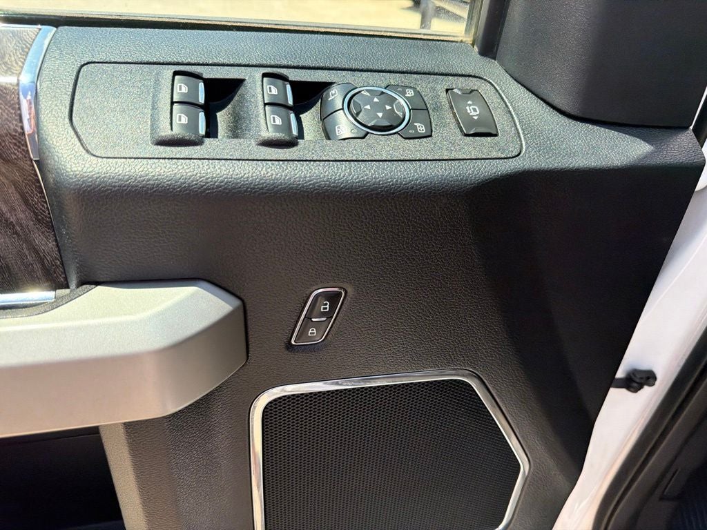 2017 Ford F-250SD Lariat