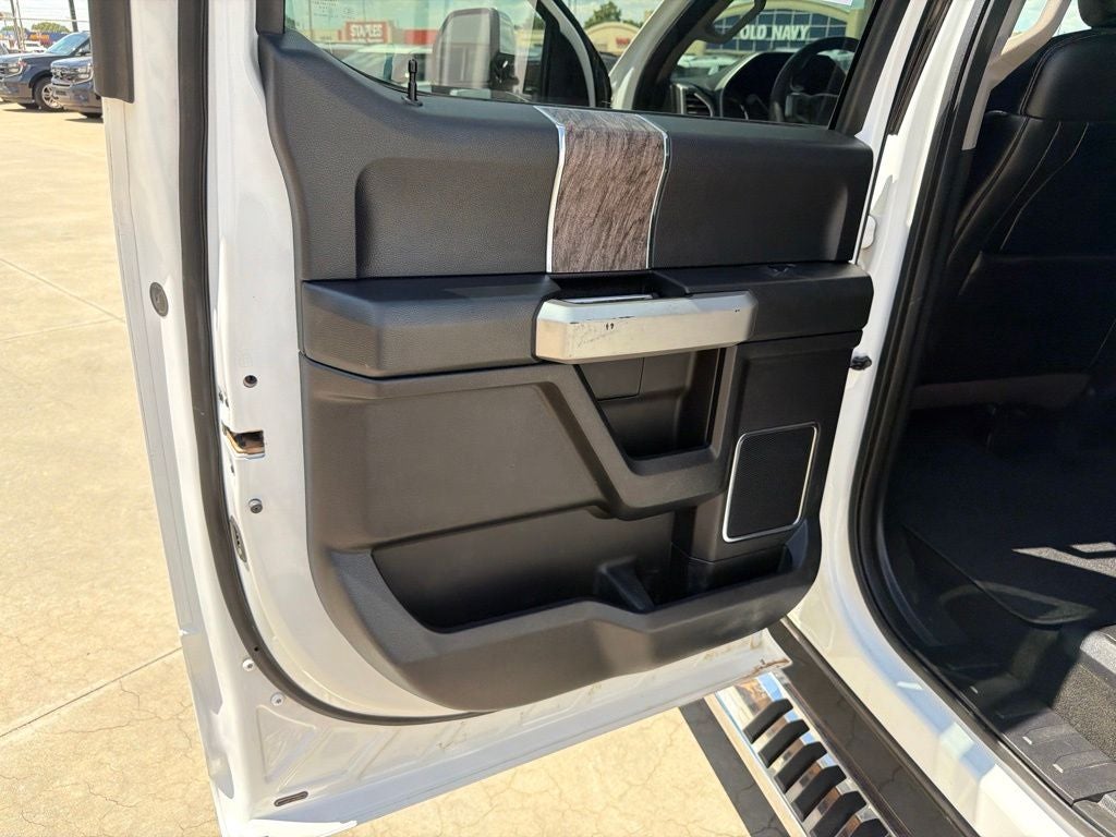 2017 Ford F-250SD Lariat