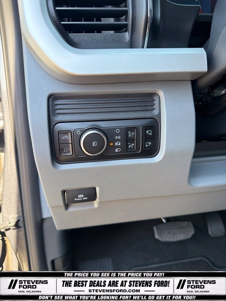 2027 Ford F-250SD XLT