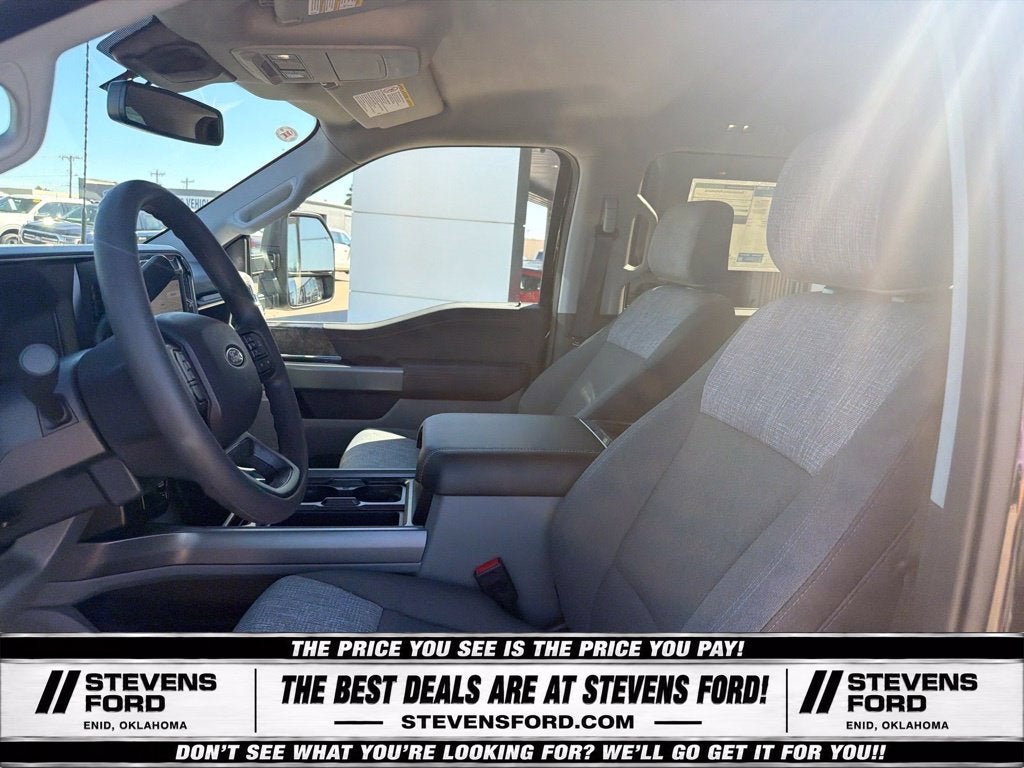 2027 Ford F-350SD XLT DRW