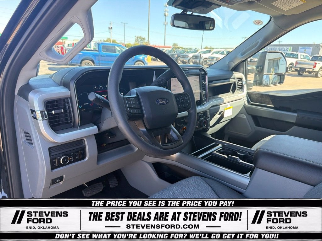 2027 Ford F-350SD XLT DRW