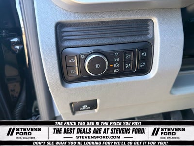 2027 Ford F-350SD XLT DRW