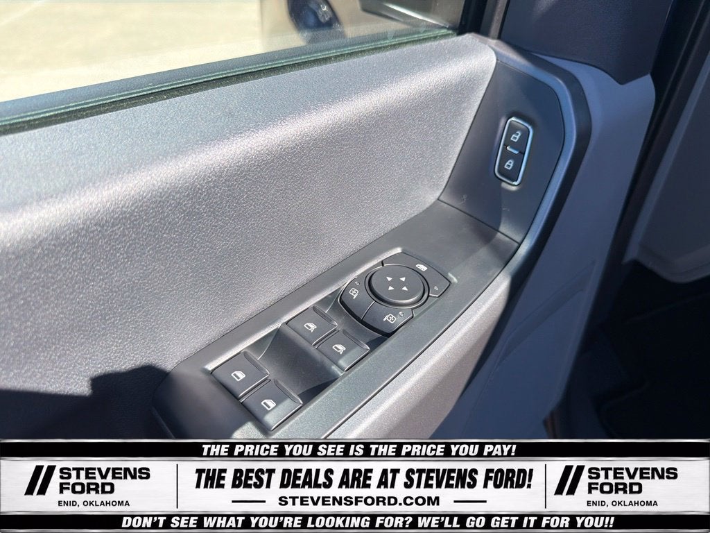 2027 Ford F-350SD XLT DRW
