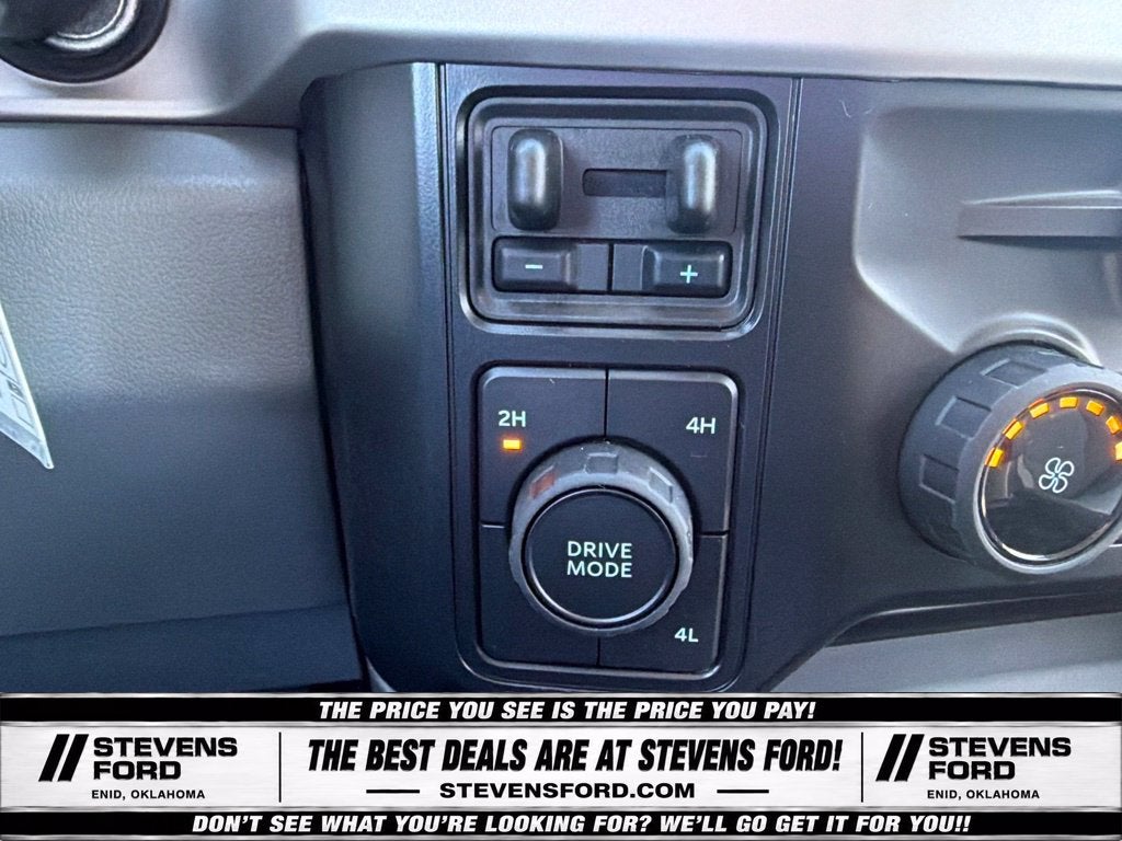 2027 Ford F-350SD XLT DRW