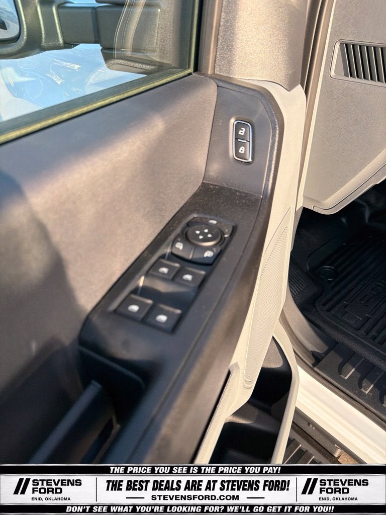 2027 Ford F-350SD XL DRW