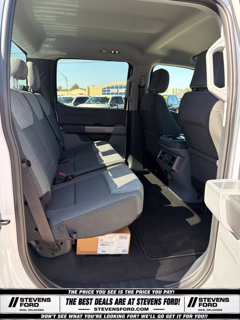 2027 Ford F-350SD XLT DRW