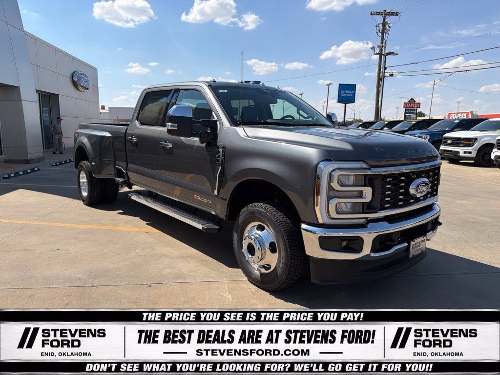 2027 Ford F-350SD Lariat DRW