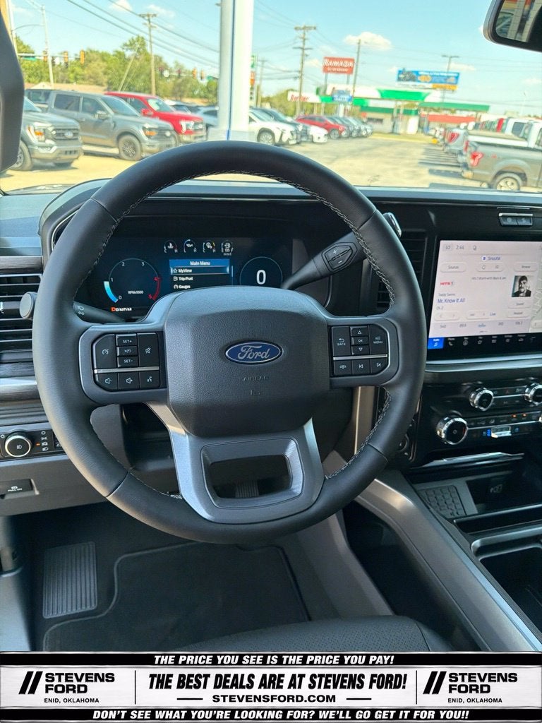 2027 Ford F-350SD Lariat DRW