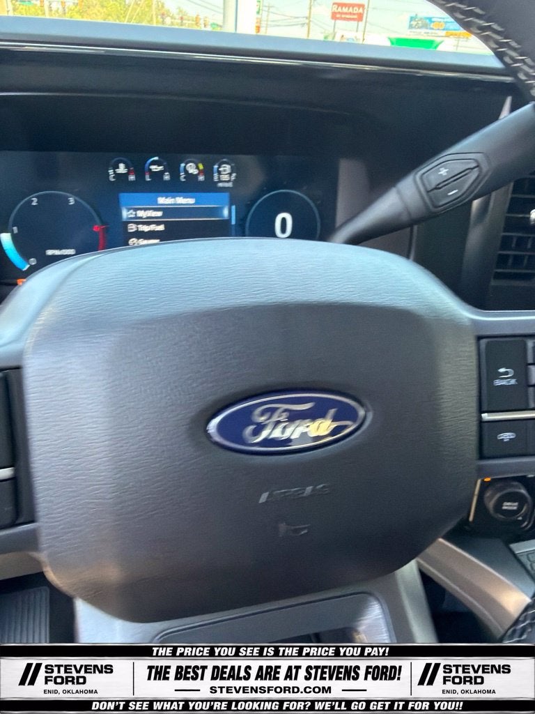 2027 Ford F-350SD Lariat DRW