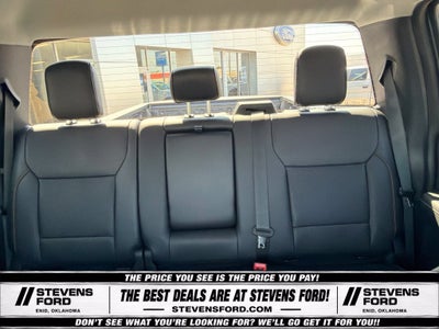 2027 Ford F-350SD Lariat DRW