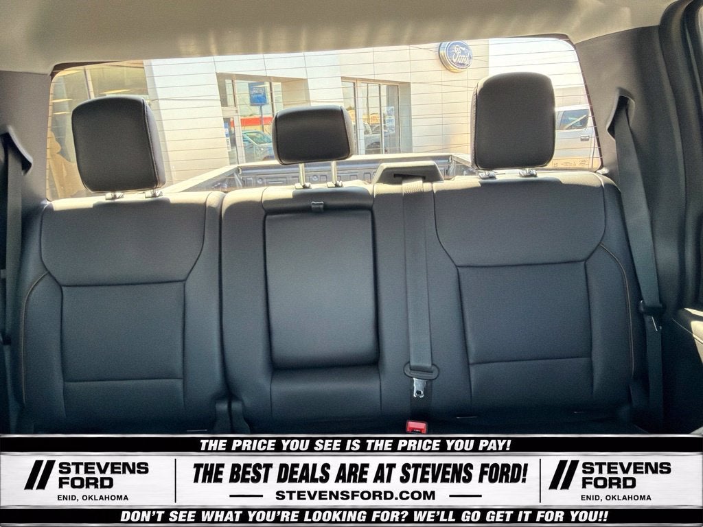 2027 Ford F-350SD Lariat DRW