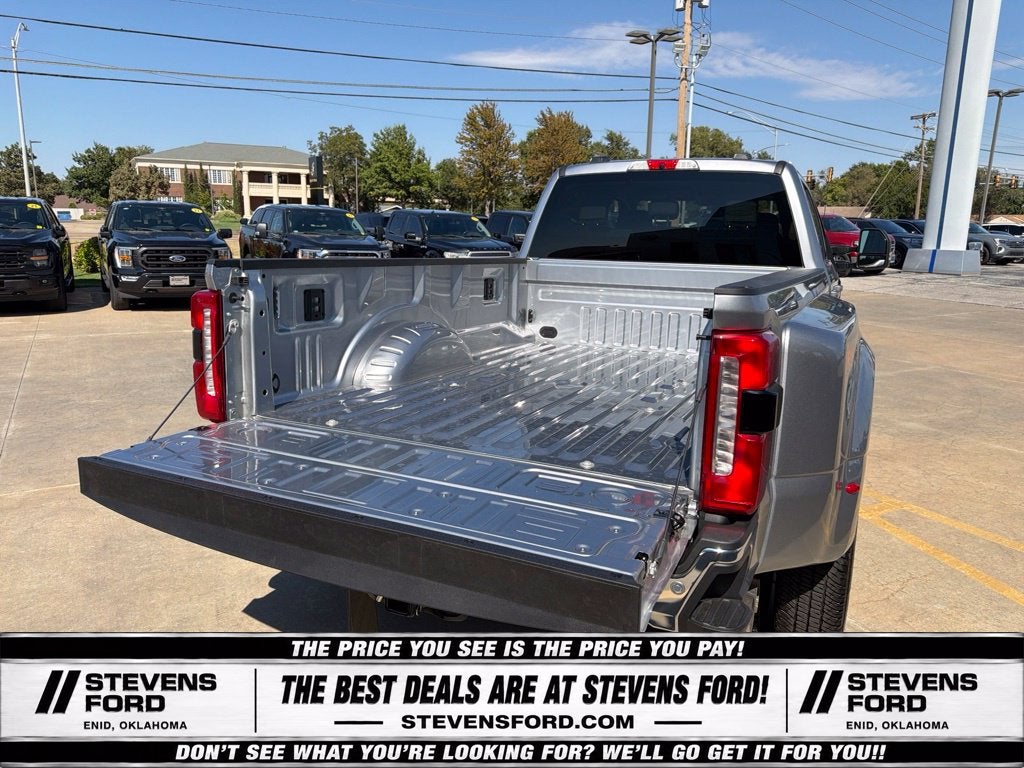 2027 Ford F-350SD XLT DRW