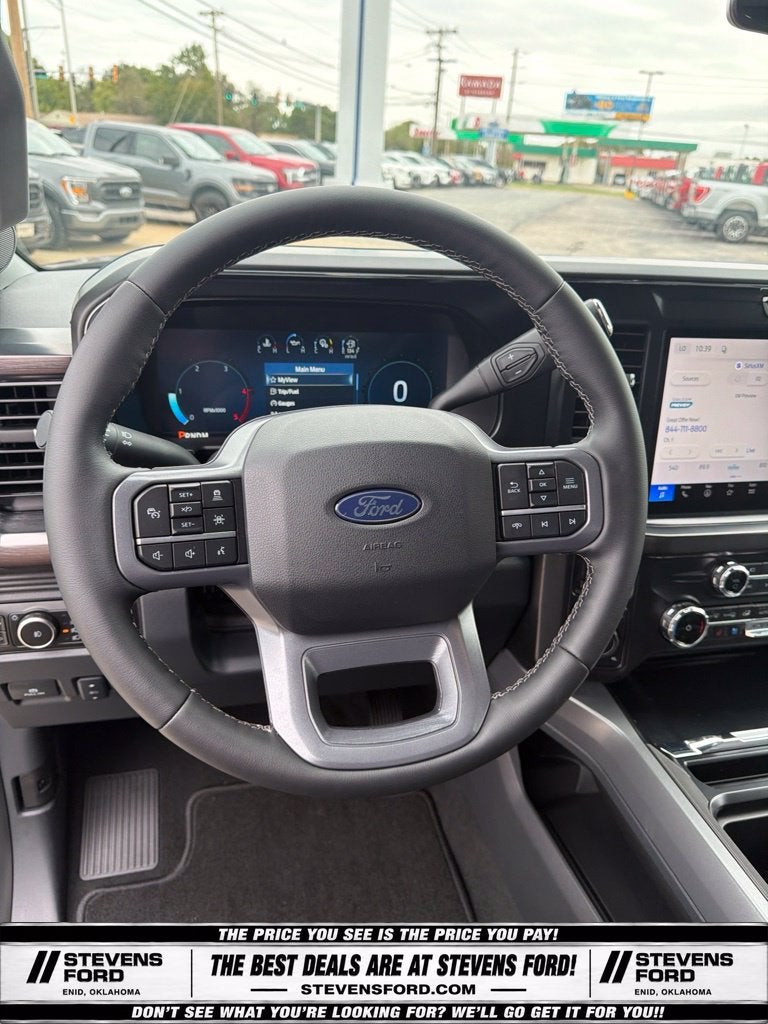 2027 Ford F-350SD Lariat DRW