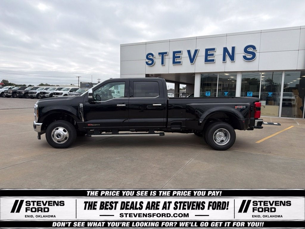 2027 Ford F-350SD Lariat DRW