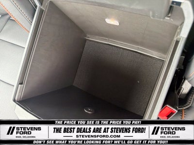 2027 Ford F-350SD Lariat DRW