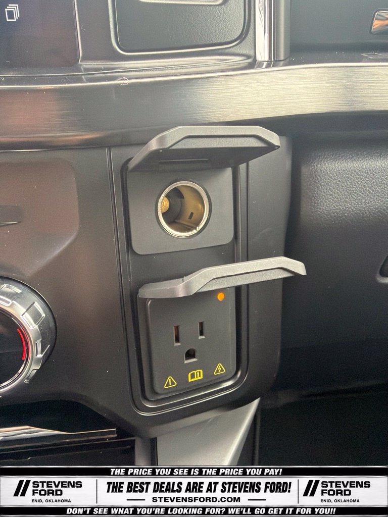 2027 Ford F-350SD Lariat DRW