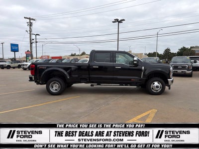 2027 Ford F-350SD Lariat DRW