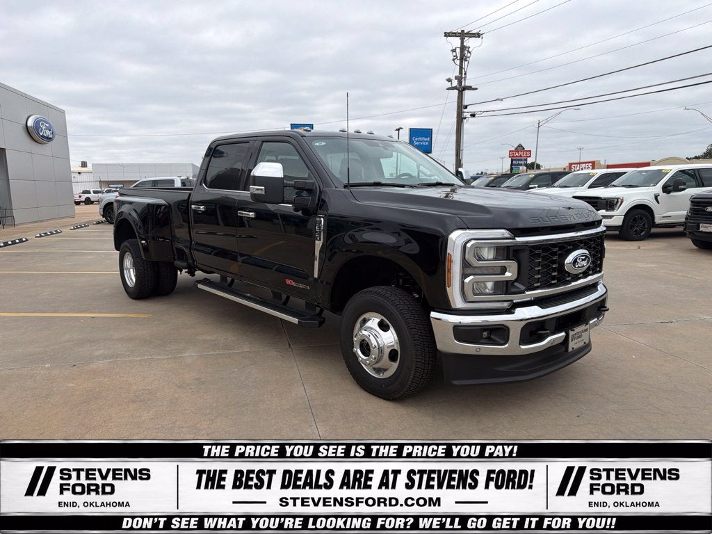 2027 Ford F-350SD Lariat DRW