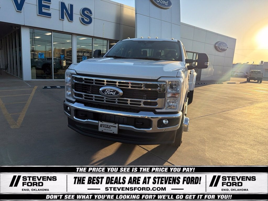 2027 Ford F-350SD XLT DRW