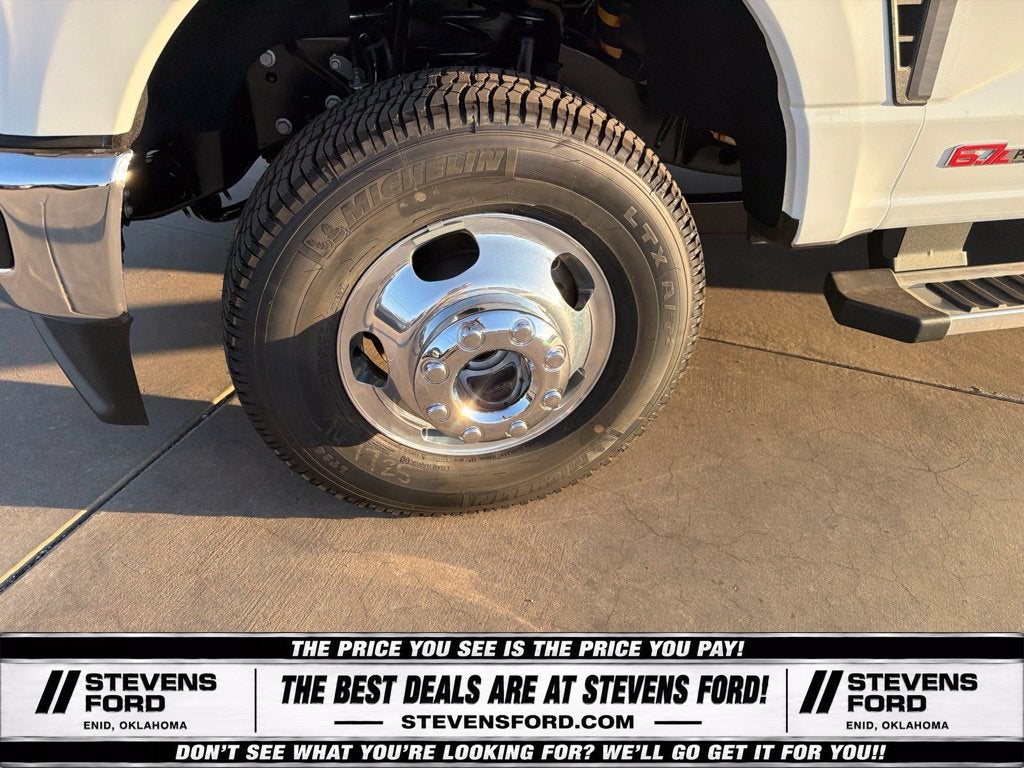 2027 Ford F-350SD XLT DRW
