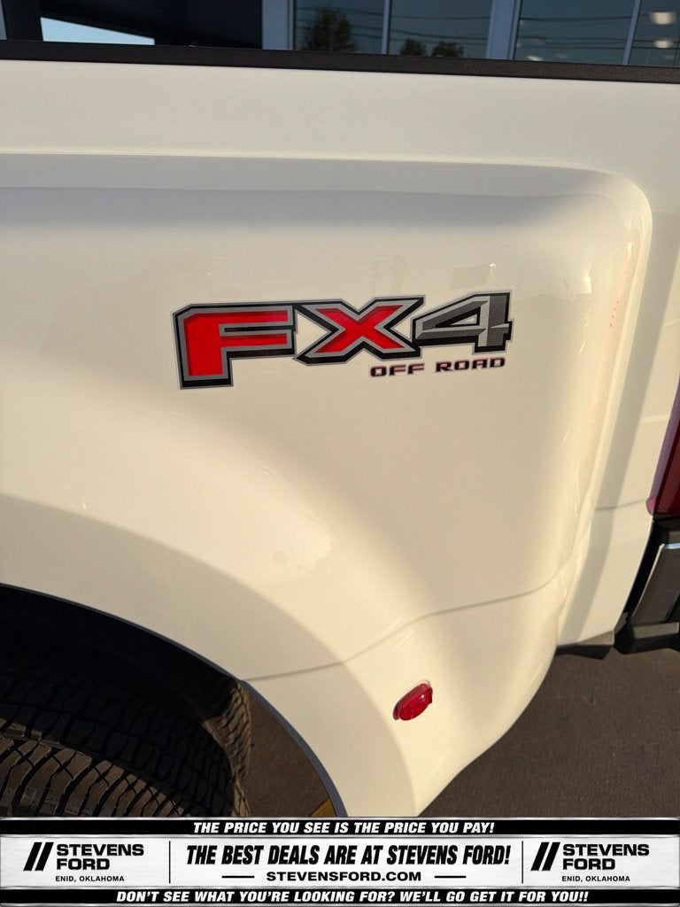 2027 Ford F-350SD XLT DRW