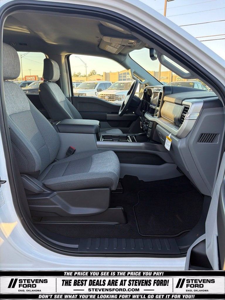 2027 Ford F-350SD XLT DRW