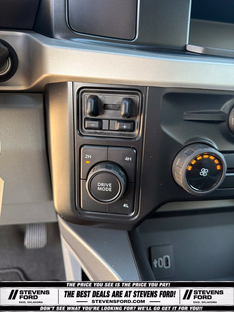 2027 Ford F-350SD XLT DRW