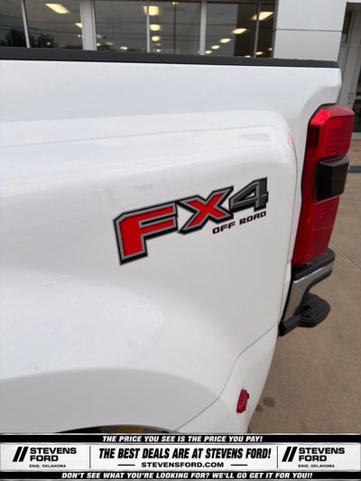 2027 Ford F-350SD Lariat DRW