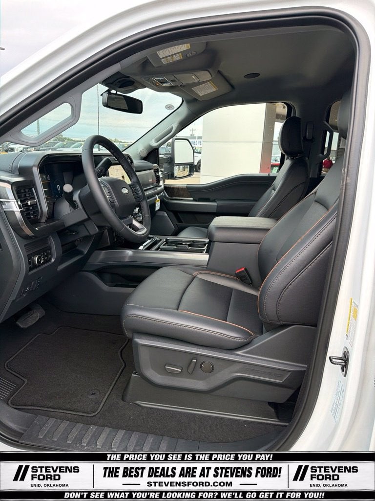 2027 Ford F-350SD Lariat DRW