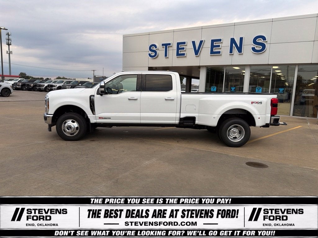 2027 Ford F-350SD Lariat DRW