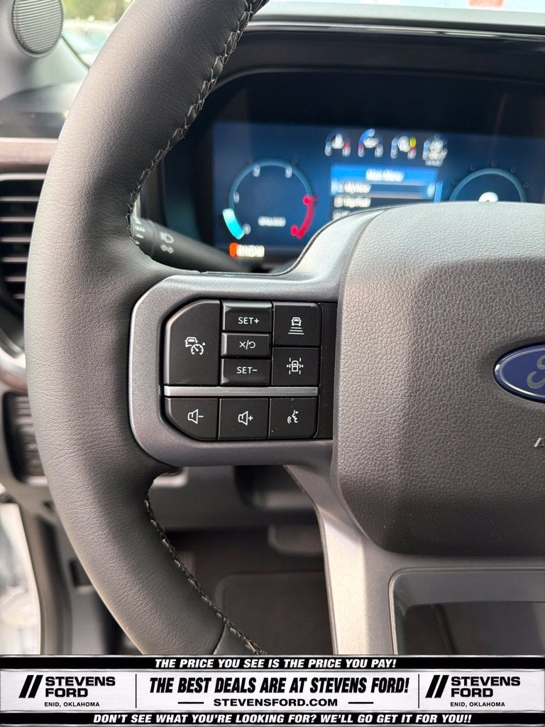 2027 Ford F-350SD Lariat DRW