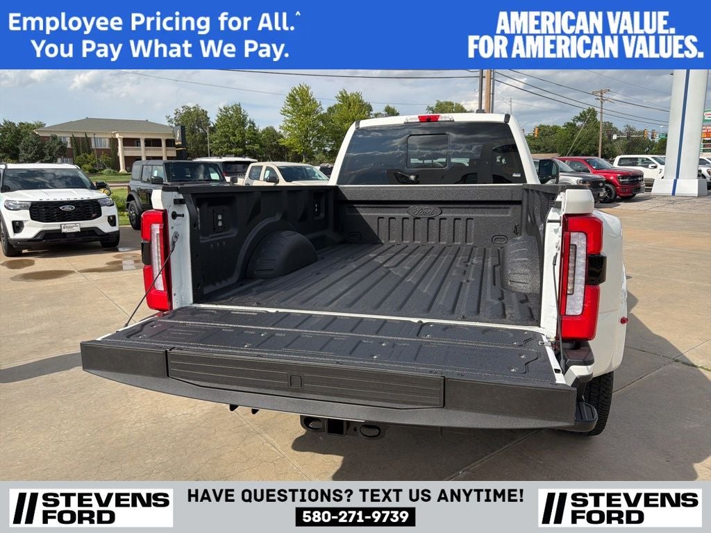 2026 Ford F-350SD Platinum DRW
