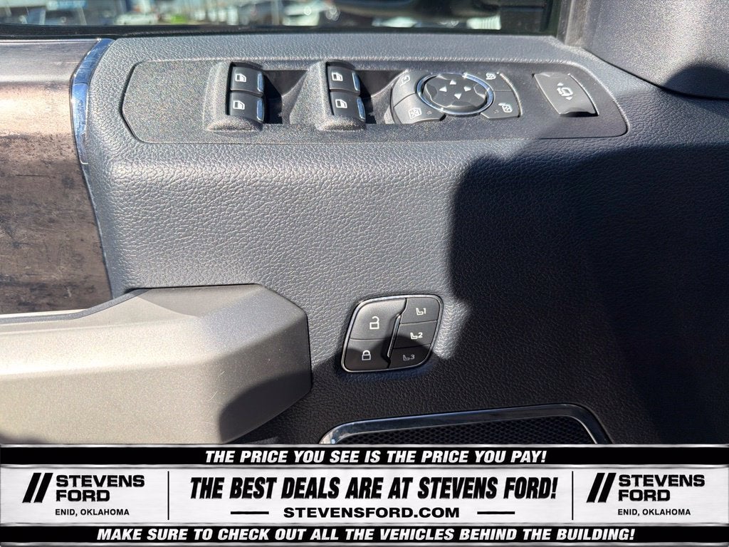 2022 Ford F-450SD Lariat DRW