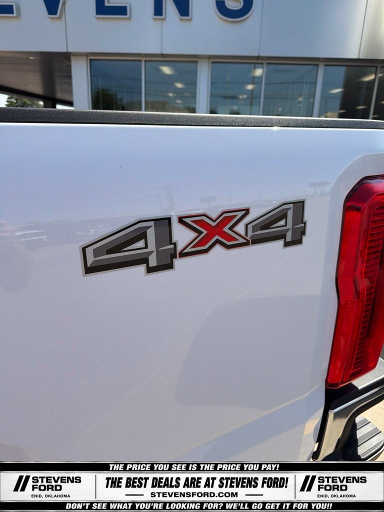 2027 Ford F-350SD XLT