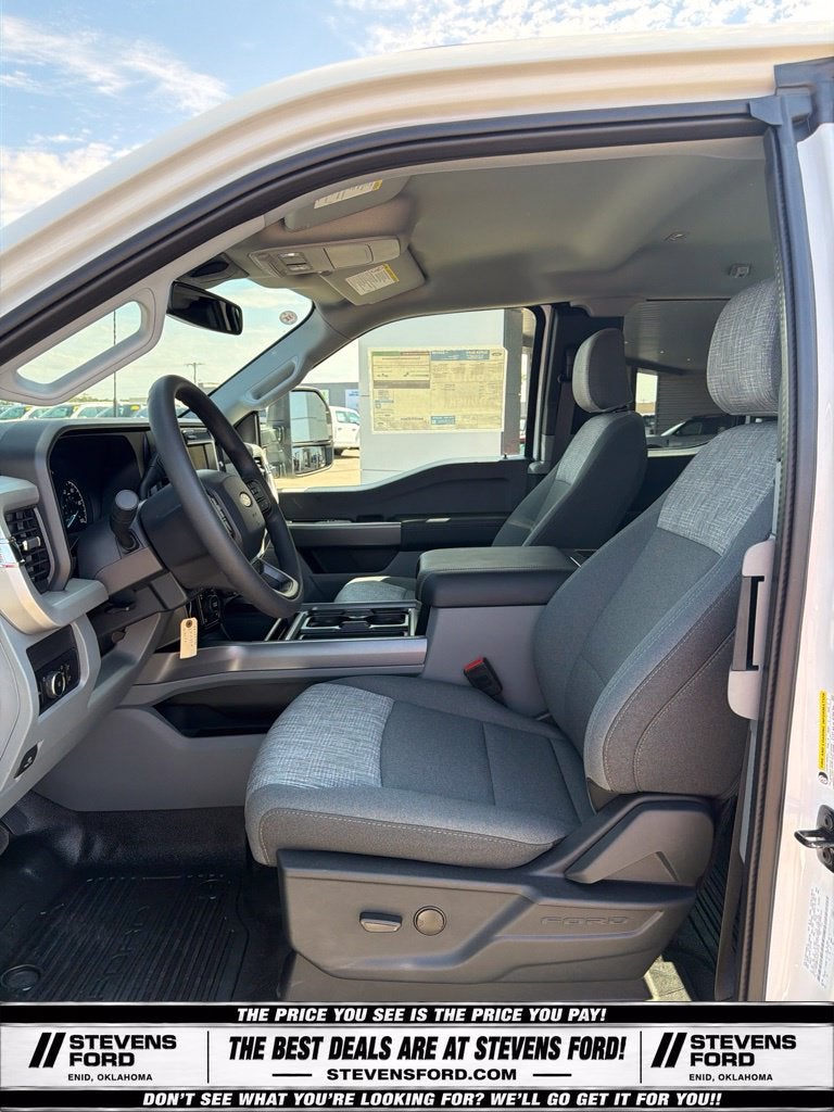 2027 Ford F-350SD XLT