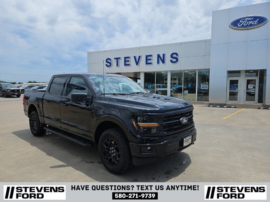 2025 Ford F-150's photo